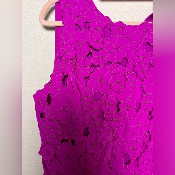 Laundry by Shelli Segal Electric Pink Floral Embroidered Overlay Sheath Dress 10 - Picture 7 of 13